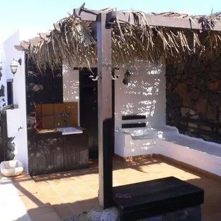 Sleeps 2 Pool Wifi T691456 * Haría